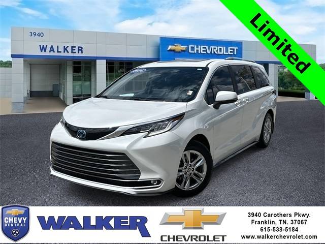 2024 Toyota Sienna Limited — Minivan — 15,148 mi — Franklin, TN