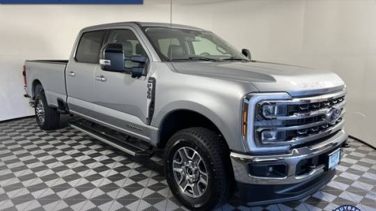 2024 Ford Super Duty F-350 LARIAT — Pickup Truck — 9,713 mi — Issaquah, WA