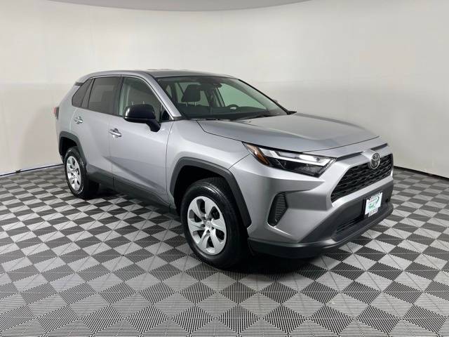 2024 Toyota RAV4 LE — SUV — 33,804 mi — Issaquah, WA