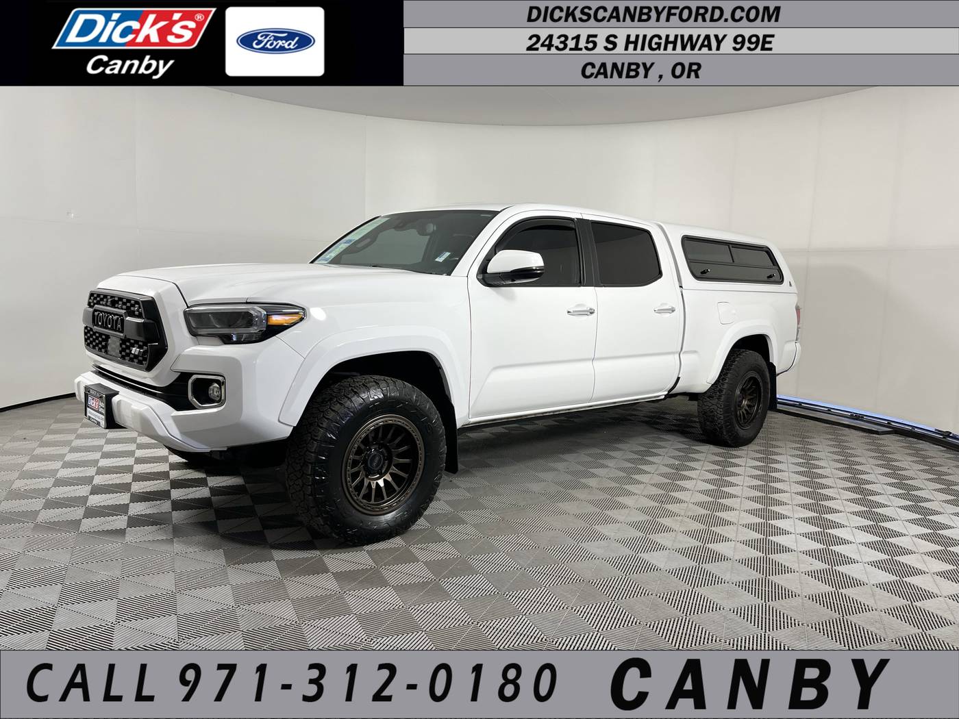 2022 Toyota Tacoma Limited — Pickup Truck — 24,440 mi — Canby, OR