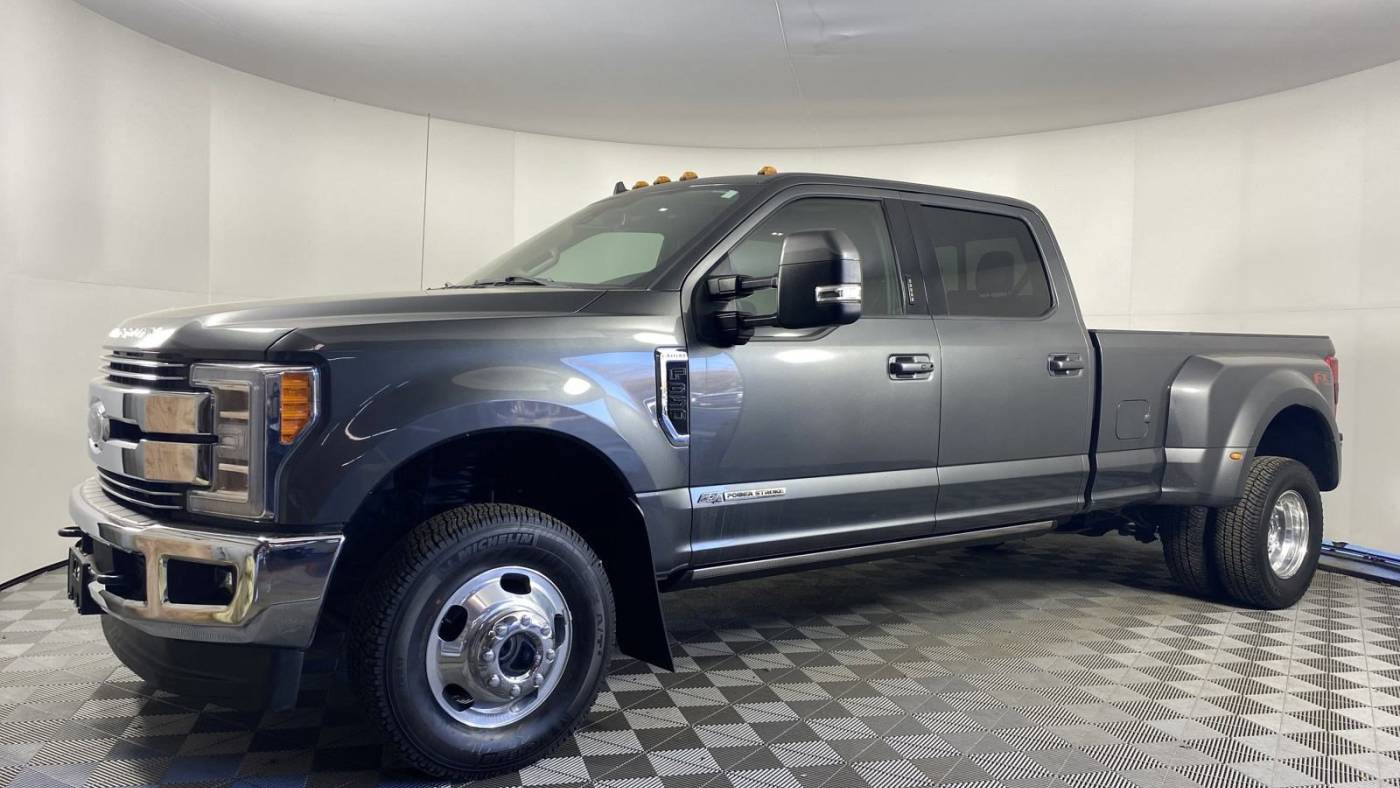 2019 Ford Super Duty F-350 Lariat — Pickup Truck — 94,848 mi — Canby, OR