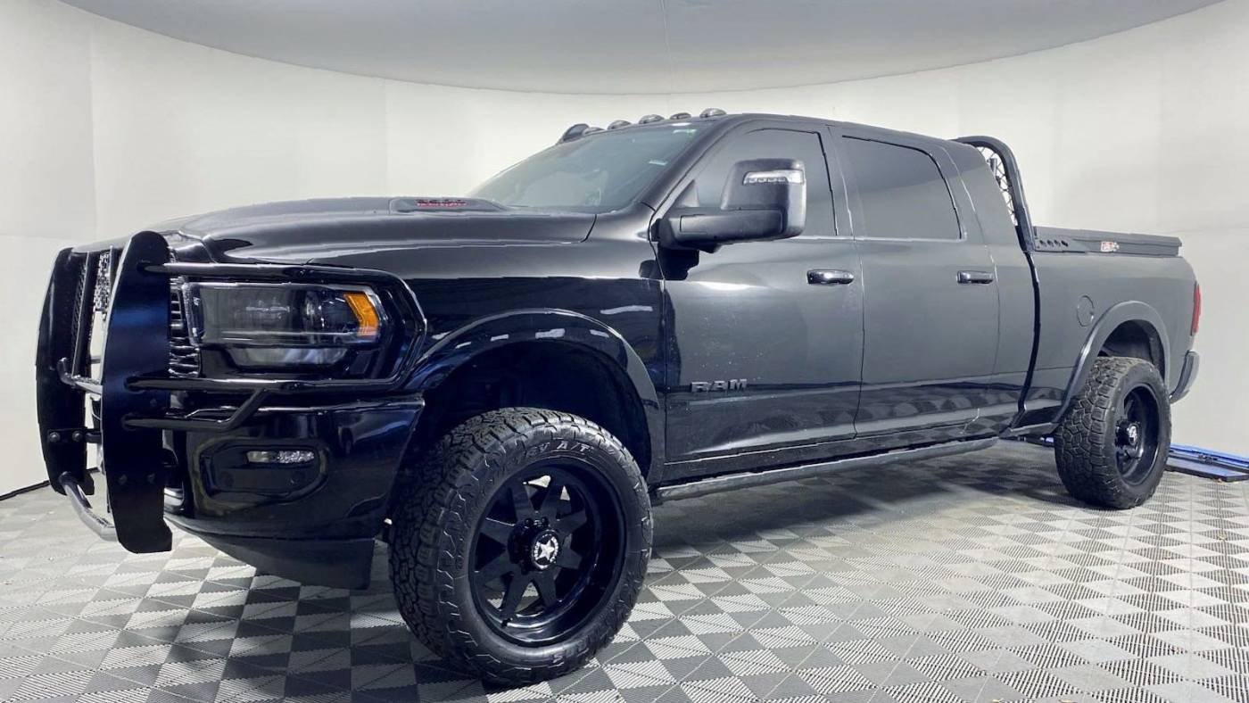 2023 Ram 3500 Limited — Pickup Truck — 17,050 mi — Canby, OR