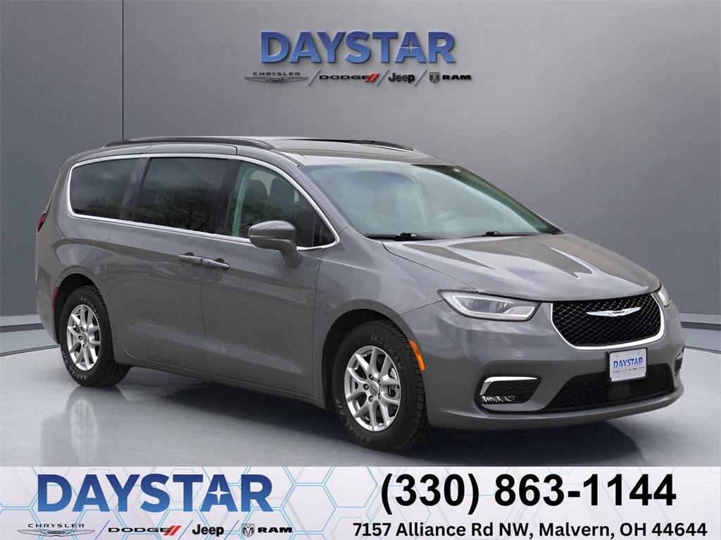 2022 Chrysler Pacifica Touring L — Minivan — 74,122 mi — Malvern, OH