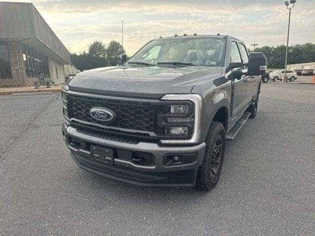 2024 Ford Super Duty F-350 LARIAT — Pickup Truck — 12,457 mi — Harrisonburg, VA