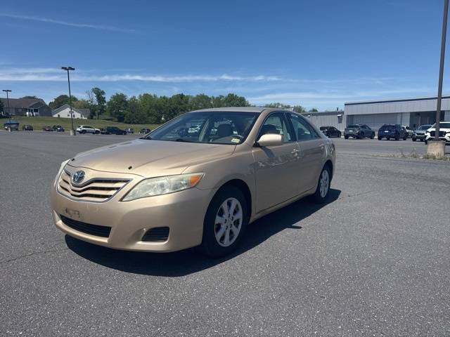2011 Toyota Camry Base — Sedan — 182,650 mi — Harrisonburg, VA