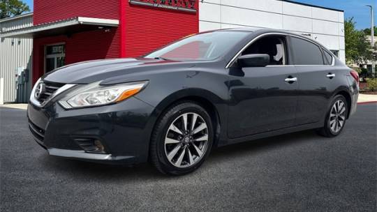 2017 Nissan Altima 2.5 SV — Sedan — 122,280 mi — Jacksonville, FL