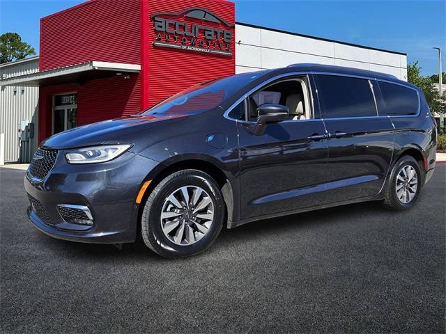 2021 Chrysler Pacifica Hybrid Touring L — Minivan — 98,641 mi — Jacksonville, FL