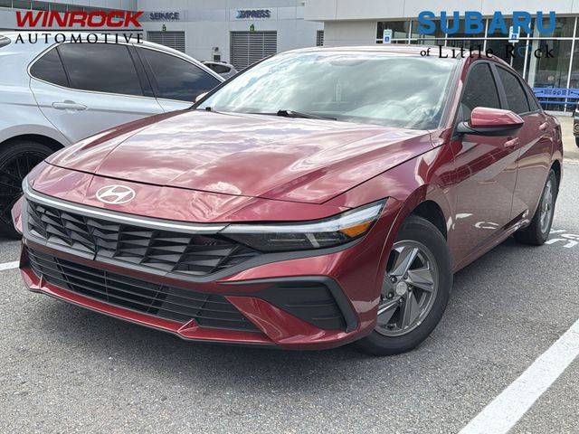 2025 Hyundai Elantra SE