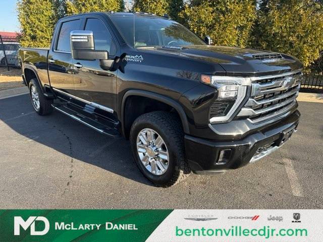 2024 Chevrolet Silverado 2500HD High Country — Pickup Truck — 9,938 mi — Bentonville, AR