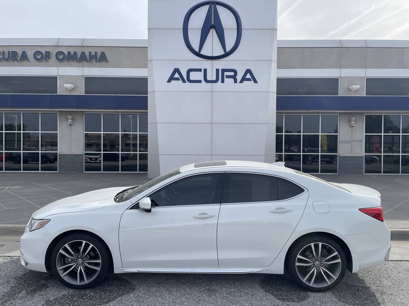 2019 Acura TLX Advance with Technology Package — Sedan — 27,883 mi — Omaha, NE