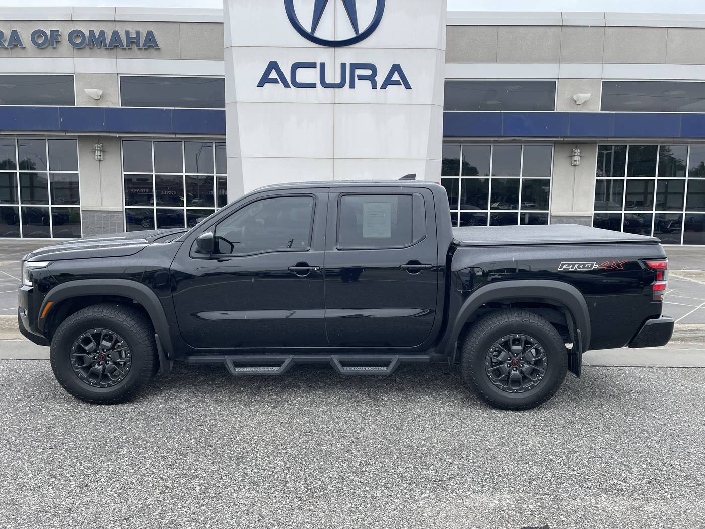 2024 Nissan Frontier PRO-4X — Pickup Truck — 6,848 mi — Omaha, NE