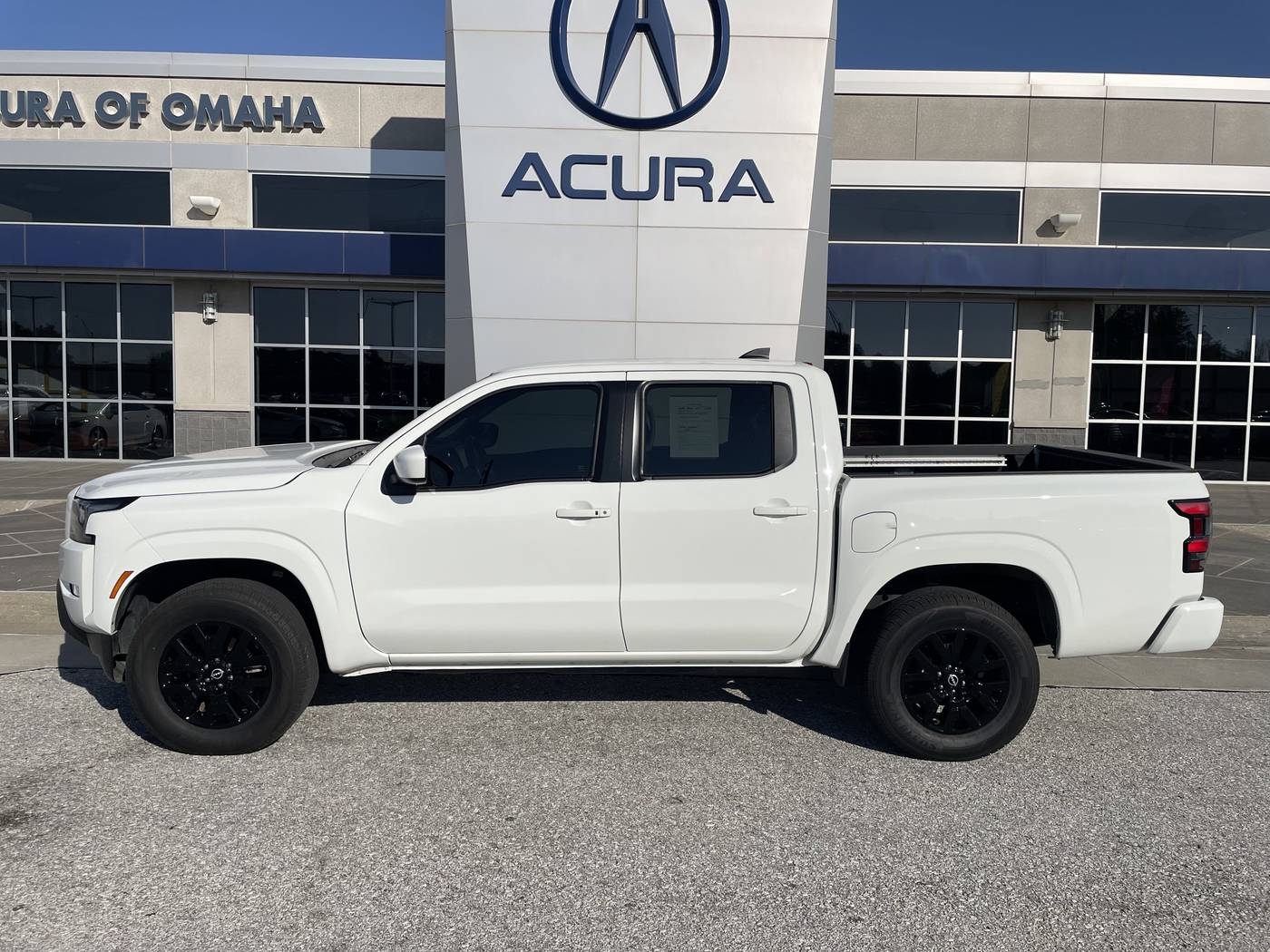 2024 Nissan Frontier SV — Pickup Truck — 30,880 mi — Omaha, NE