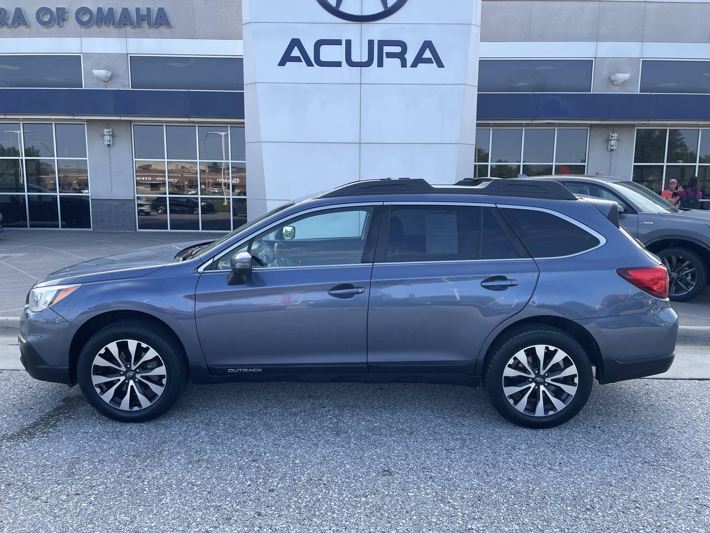 2017 Subaru Outback 2.5i Limited — SUV — 81,920 mi — Omaha, NE