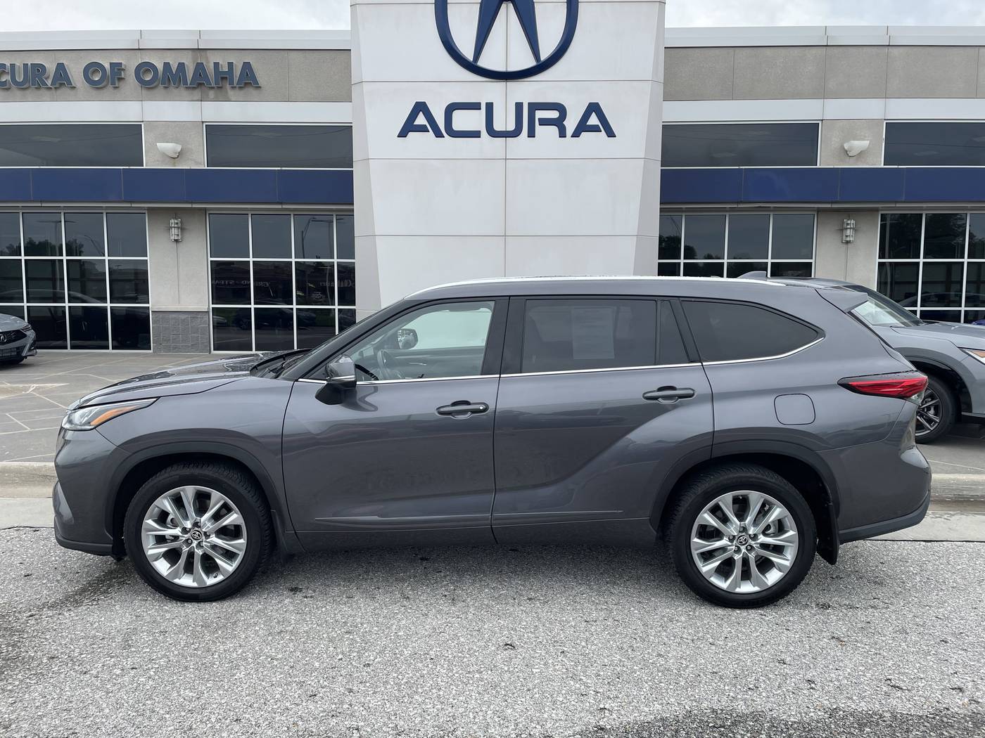 2021 Toyota Highlander Limited — SUV — 62,703 mi — Omaha, NE