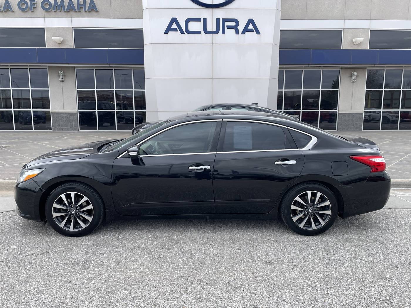 2016 Nissan Altima 2.5 SL — Sedan — 76,249 mi — Omaha, NE