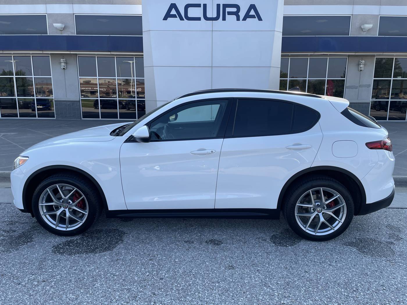 2018 Alfa Romeo Stelvio Ti Sport — SUV — 103,728 mi — Omaha, NE