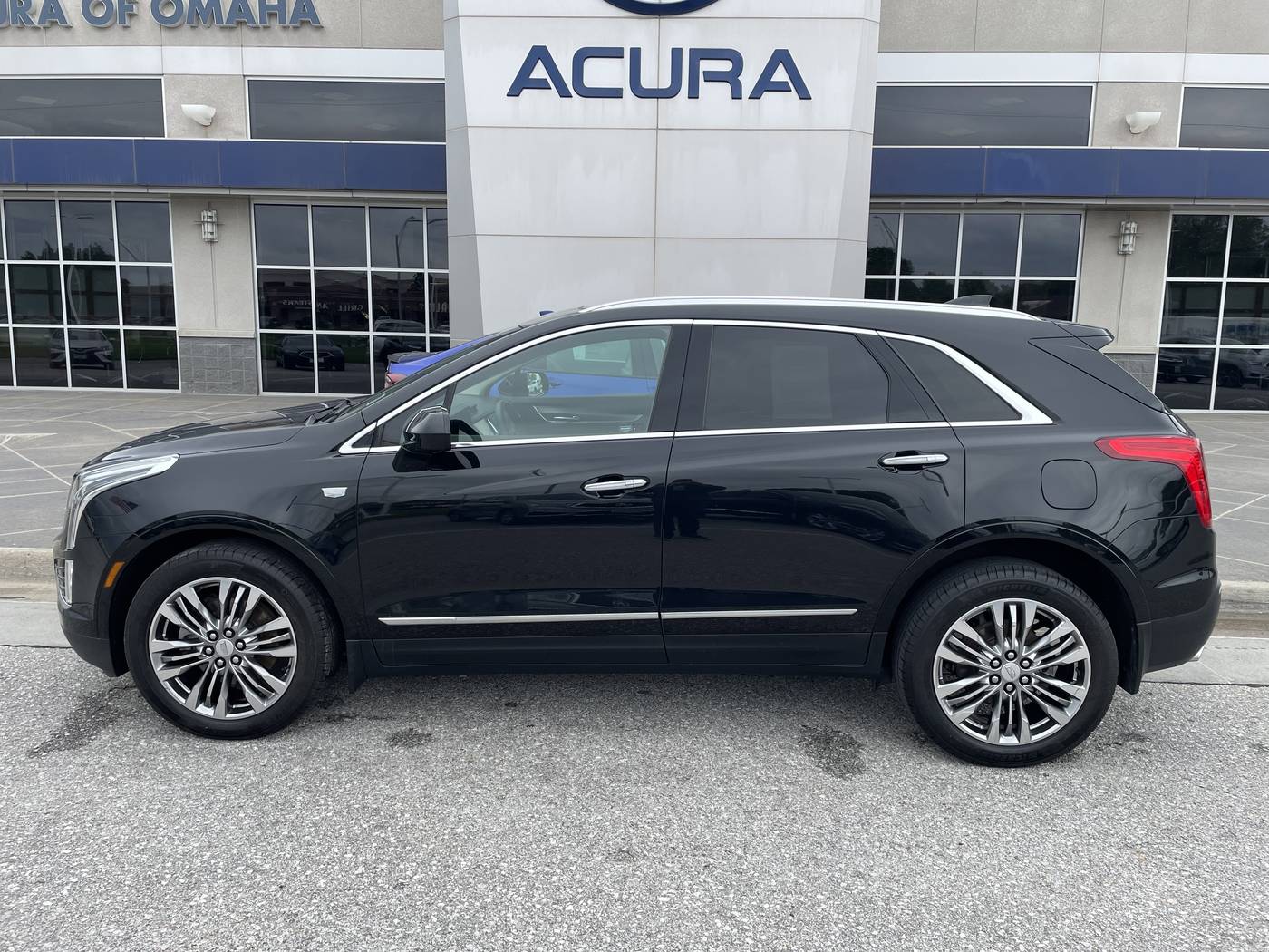 2017 Cadillac XT5 Premium Luxury — SUV — 81,112 mi — Omaha, NE