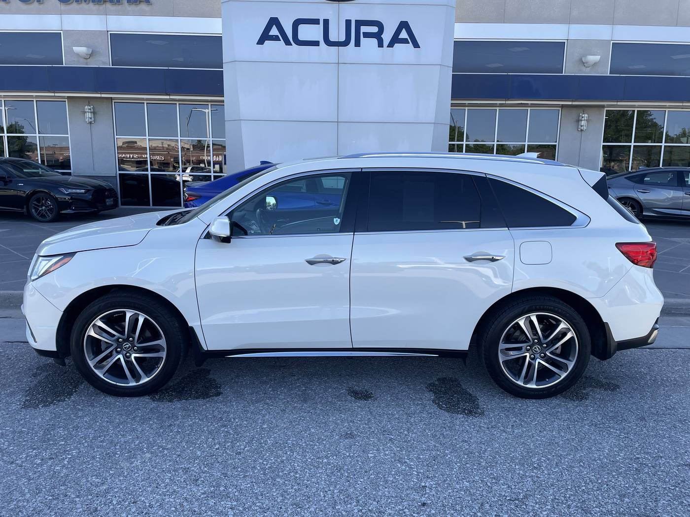 2017 Acura MDX Advance with Entertainment Package — SUV — 141,802 mi — Omaha, NE