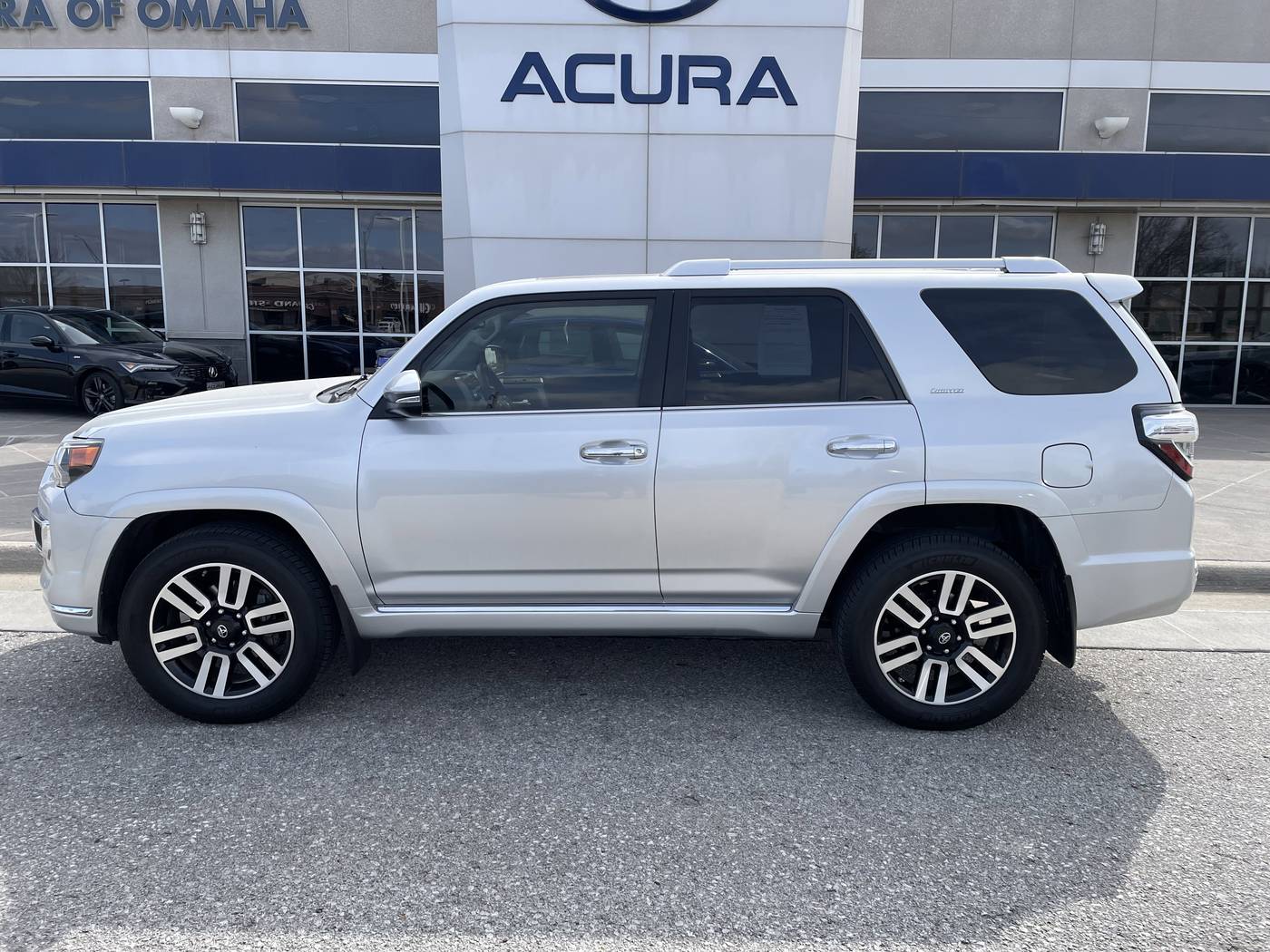 2015 Toyota 4Runner SR5 — SUV — 146,648 mi — Omaha, NE
