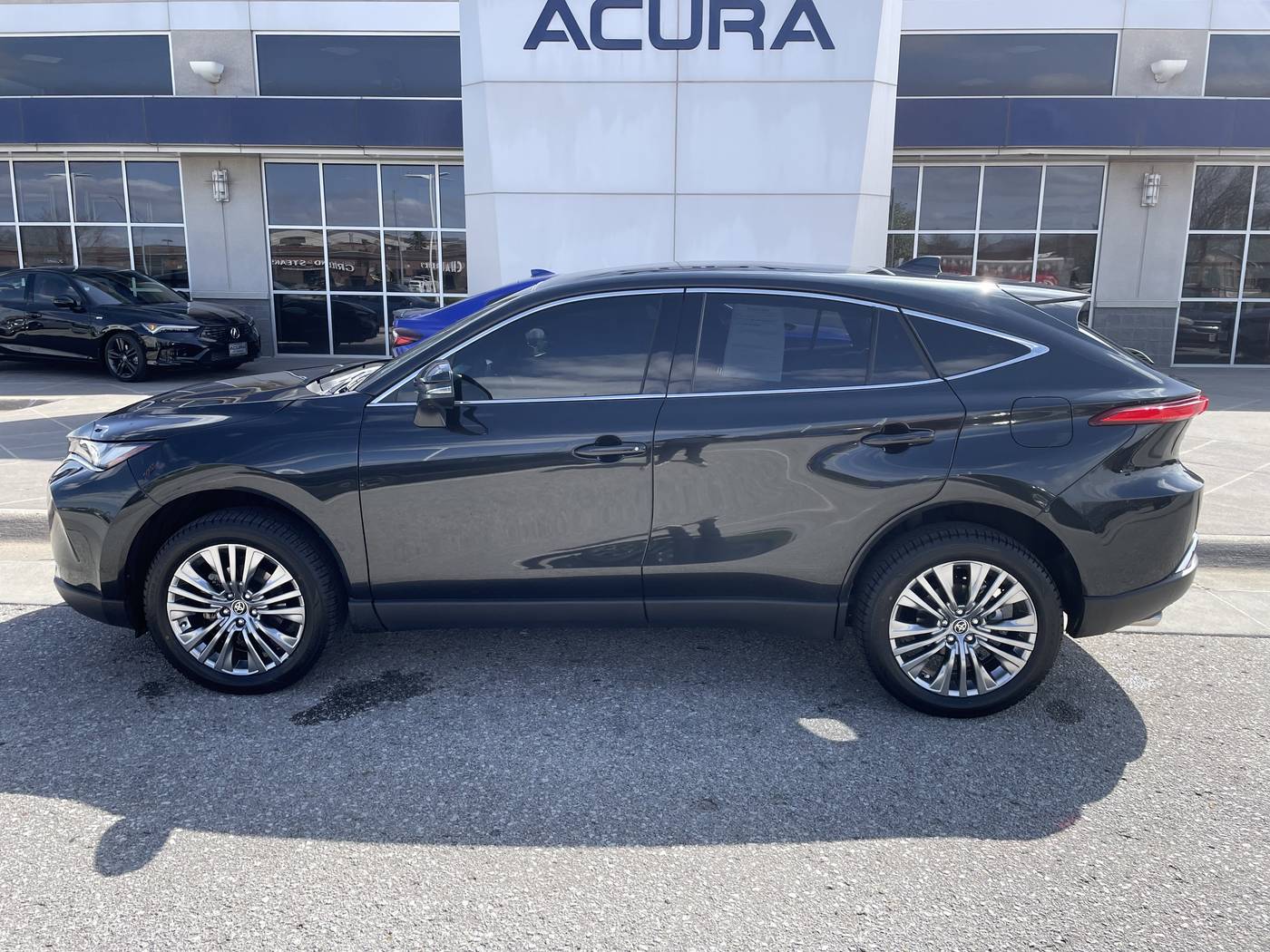 2023 Toyota Venza Limited — SUV — 37,416 mi — Omaha, NE