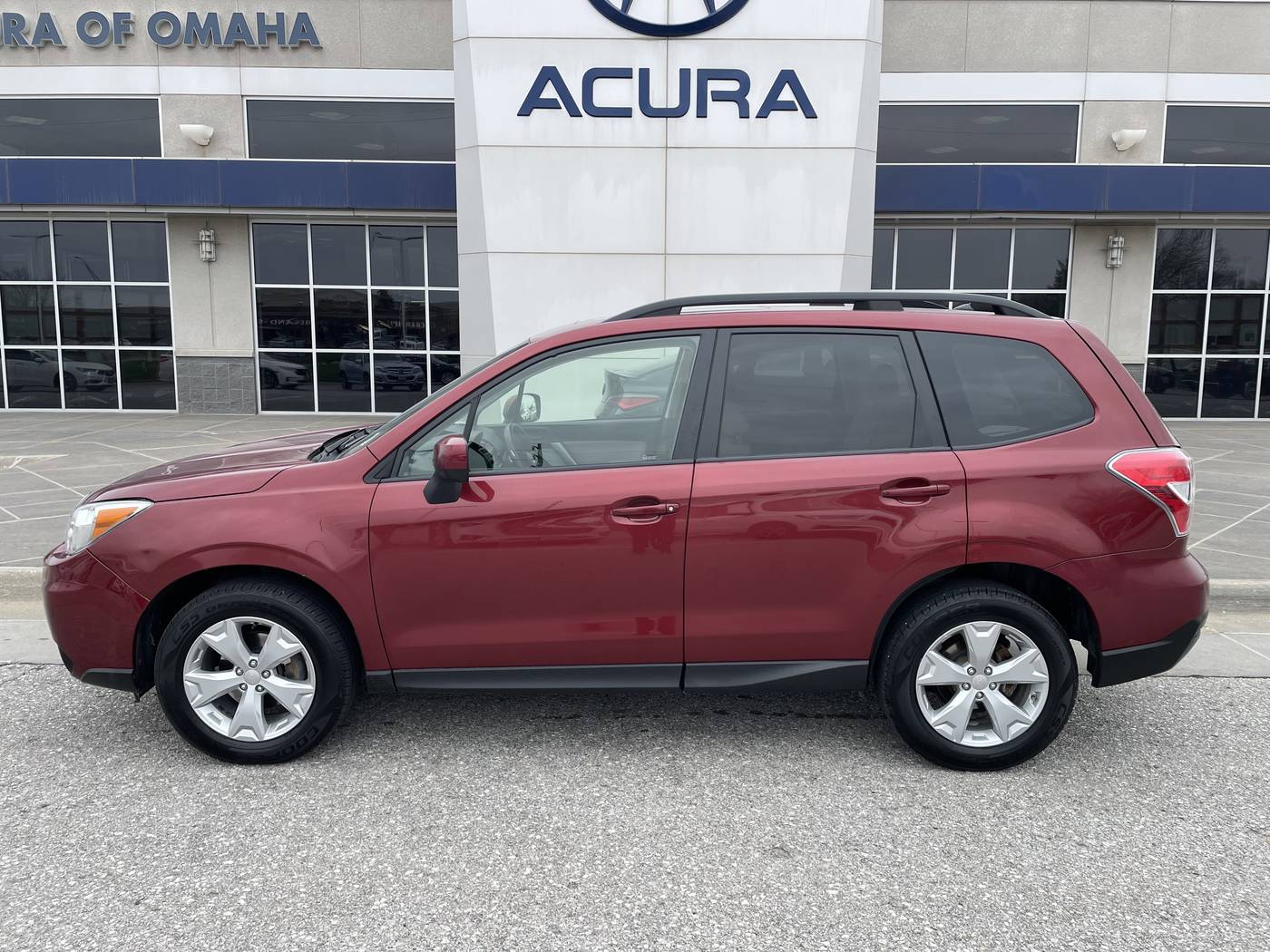 2015 Subaru Forester 2.5i Premium — SUV — 95,473 mi — Omaha, NE