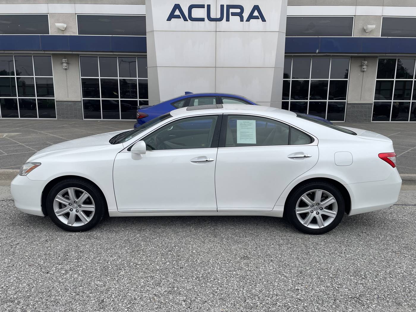 2009 Lexus ES ES 350 — Sedan — 137,702 mi — Omaha, NE