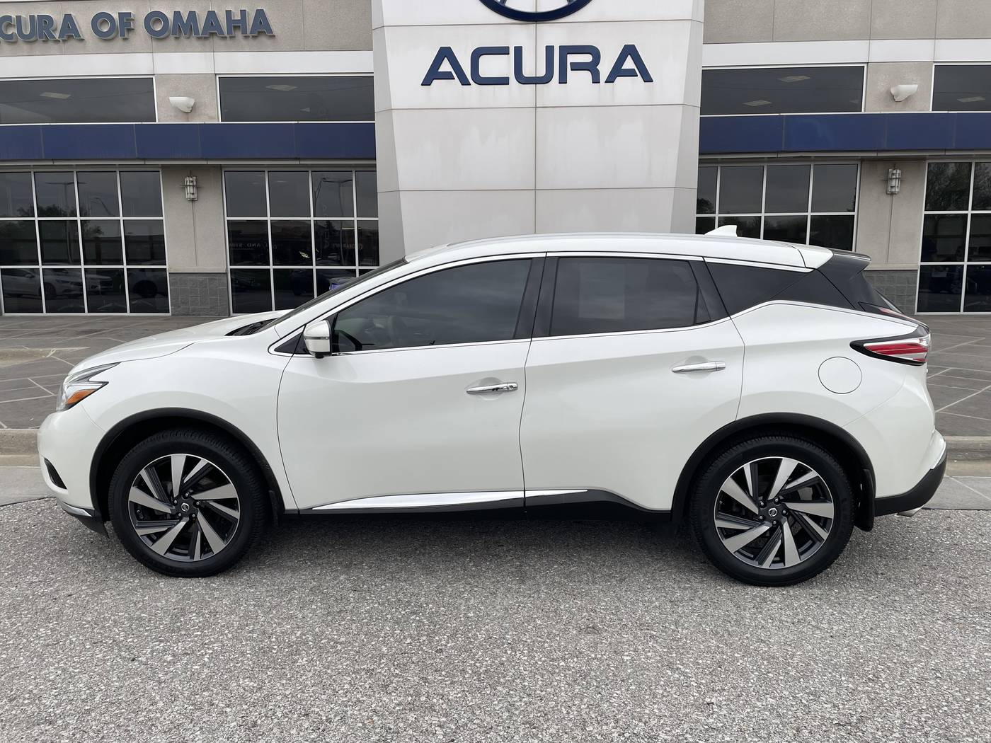 2017 Nissan Murano Platinum — SUV — 116,077 mi — Omaha, NE