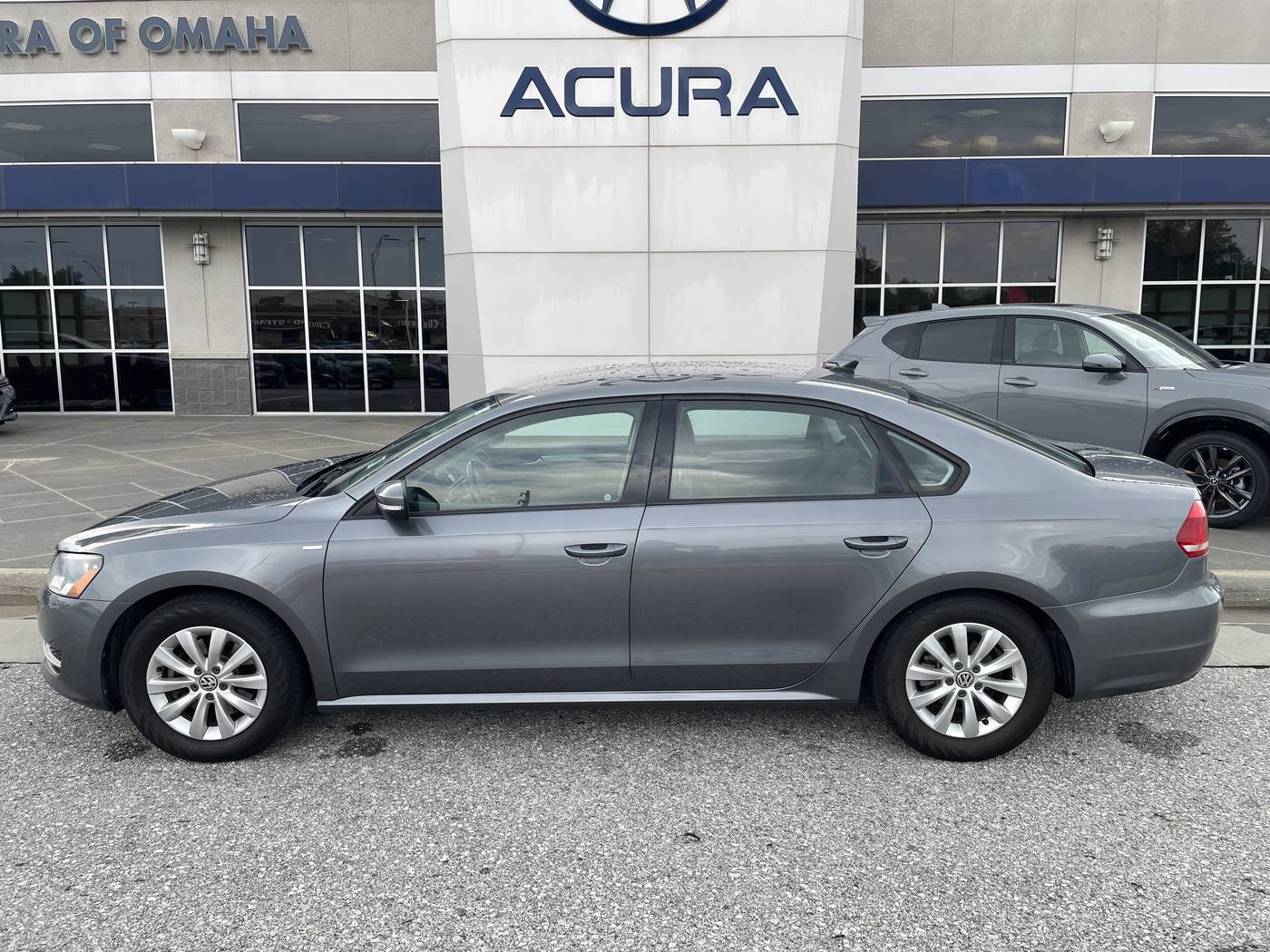 2014 Volkswagen Passat Wolfsburg Edition — Sedan — 102,361 mi — Omaha, NE