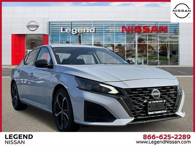 2023 Nissan Altima SR — Sedan — 12,887 mi — Syosset, NY