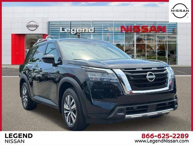 2024 Nissan Pathfinder SL — SUV — 12,952 mi — Syosset, NY