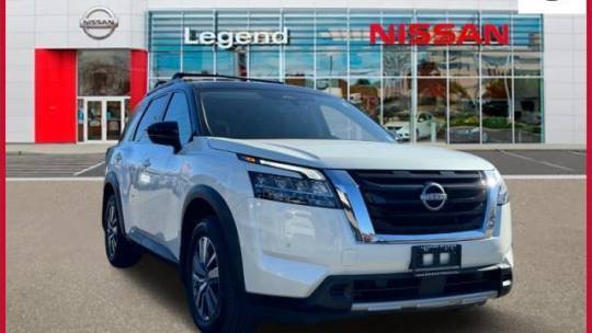 2023 Nissan Pathfinder SL — SUV — 10,159 mi — Syosset, NY
