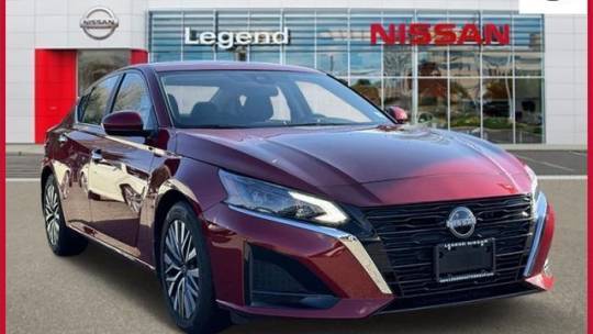 2023 Nissan Altima SV — Sedan — 6,958 mi — Syosset, NY