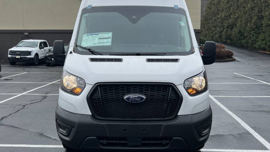 2021 Ford Transit Cargo Van Base Stanley WI  Courtesy Auto & Truck Center,  Inc. 1FTBR1C89MKA04144