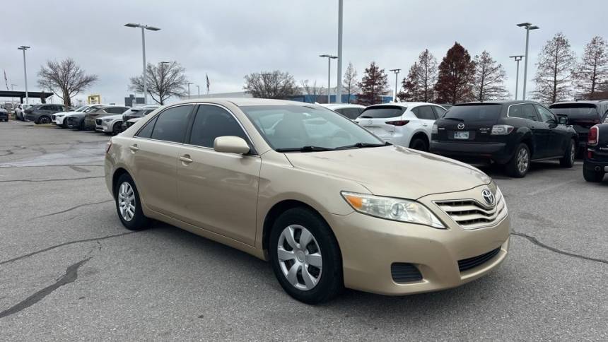 2010 Toyota Camry Base — Sedan — 118,500 mi — OKLAHOMA CITY, OK