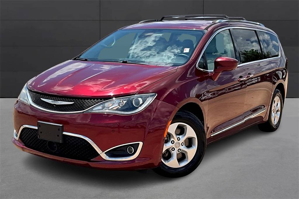 2017 Chrysler Pacifica Touring L Plus — Minivan — 105,063 mi — OKLAHOMA CITY, OK