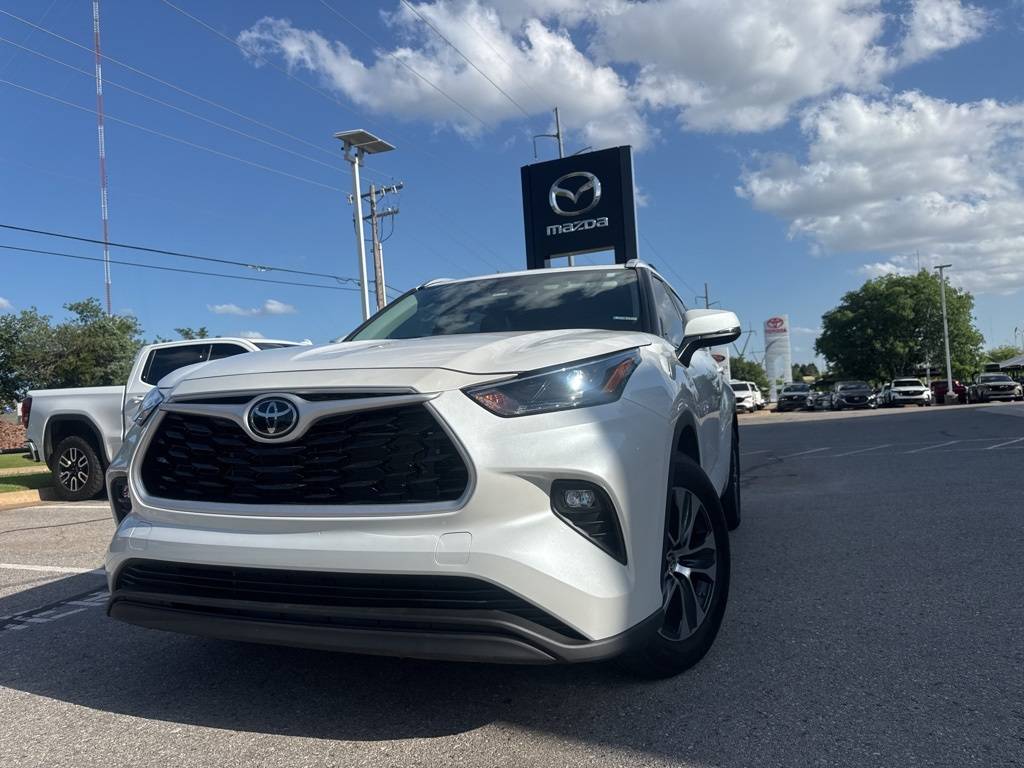 2023 Toyota Highlander XLE — SUV — 14,310 mi — OKLAHOMA CITY, OK
