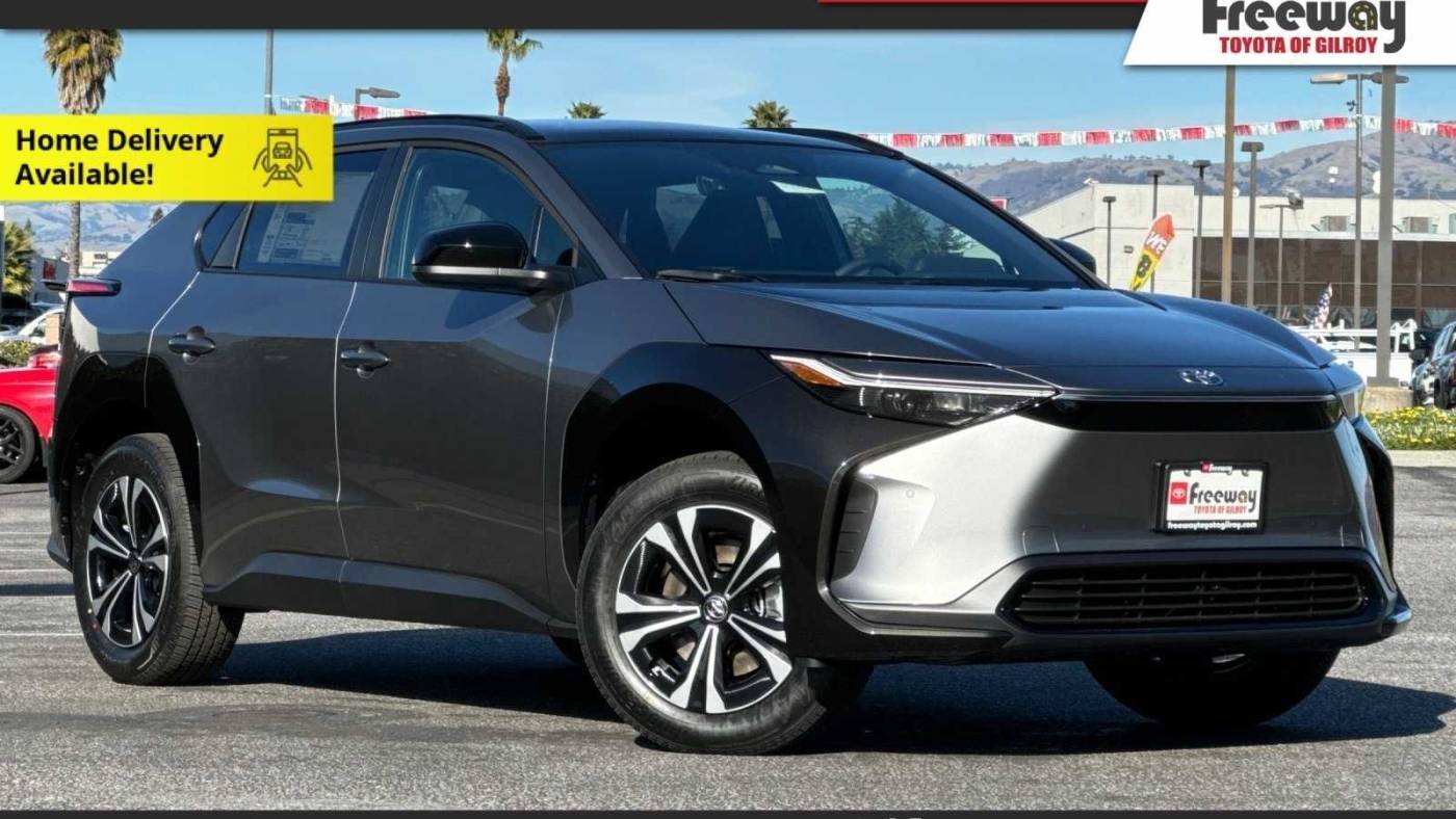 2024 Toyota bZ4X XLE — SUV — 5,509 mi — Gilroy, CA