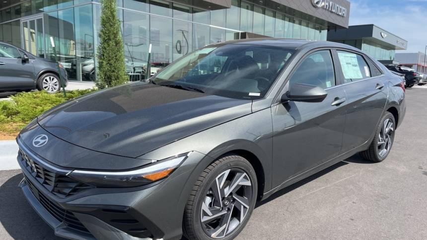 2024 Hyundai Elantra SEL — Sedan — 4,740 mi — Tulsa, OK
