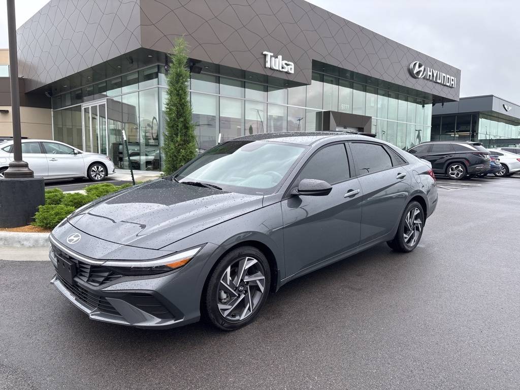 2025 Hyundai Elantra SEL Sport — Sedan — 3,026 mi — Tulsa, OK