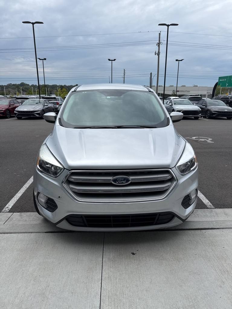 2019 Ford Escape SE — SUV — 121,536 mi — Tulsa, OK