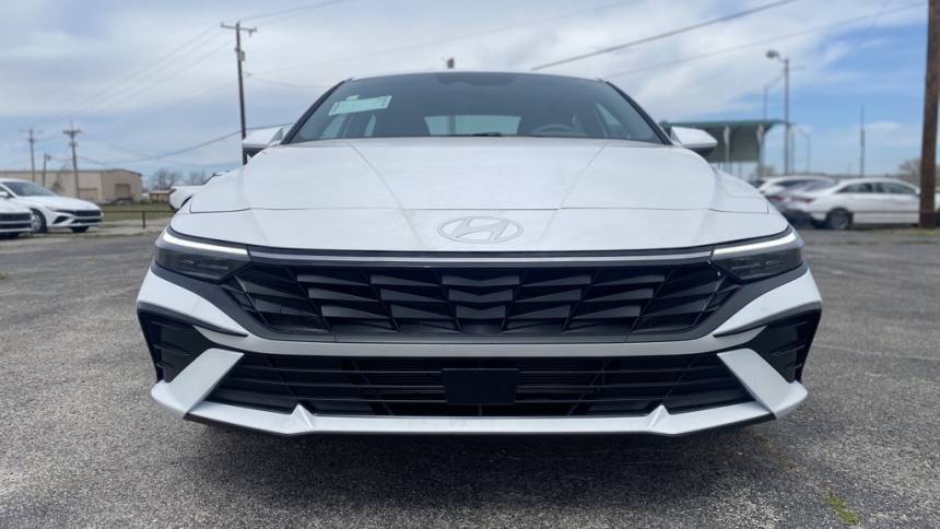 2024 Hyundai Elantra SEL — Sedan — 8,268 mi — Tulsa, OK