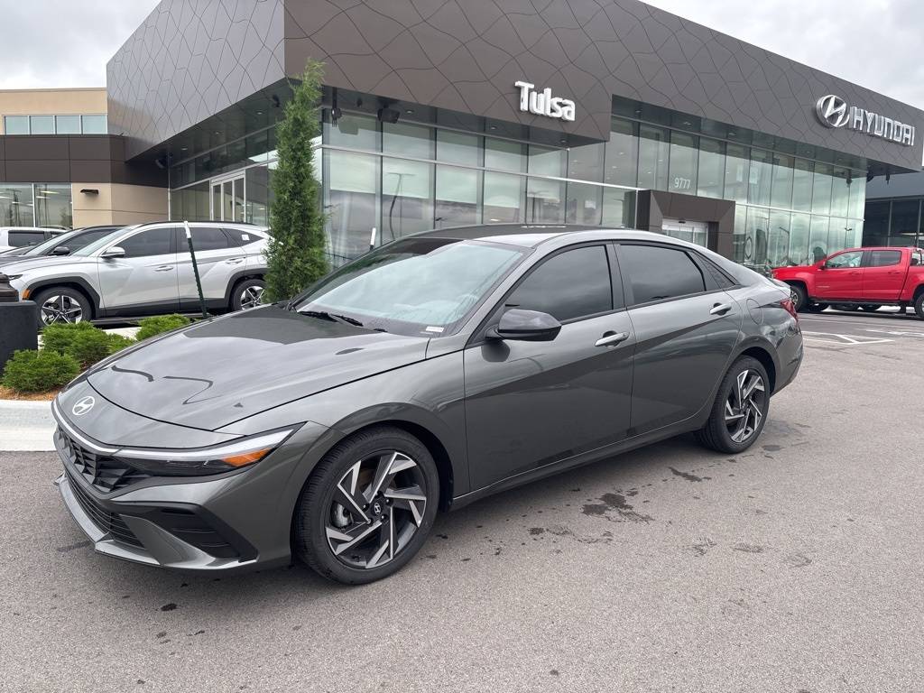 2025 Hyundai Elantra SEL Sport — Sedan — 2,516 mi — Tulsa, OK