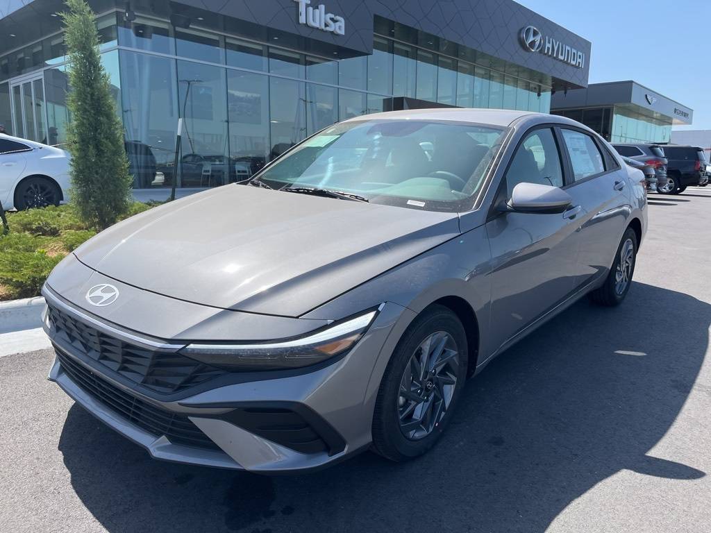 2025 Hyundai Elantra SEL Sport — Sedan — 6,345 mi — Tulsa, OK
