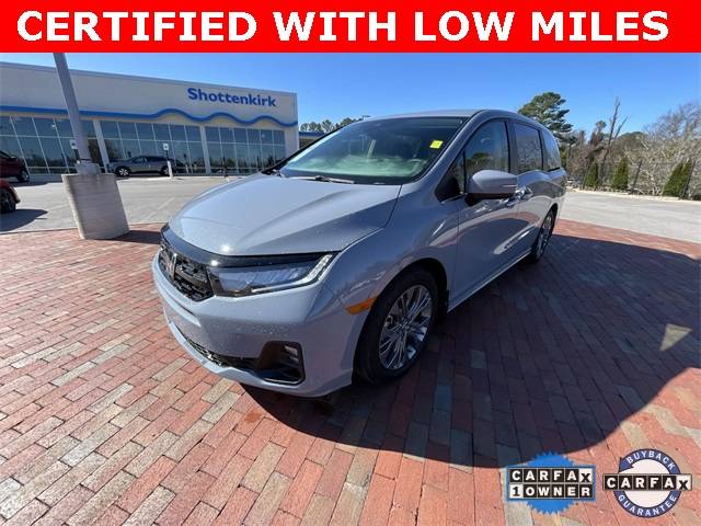 2025 Honda Odyssey Touring — Minivan — 9,849 mi — Huntsville, AL