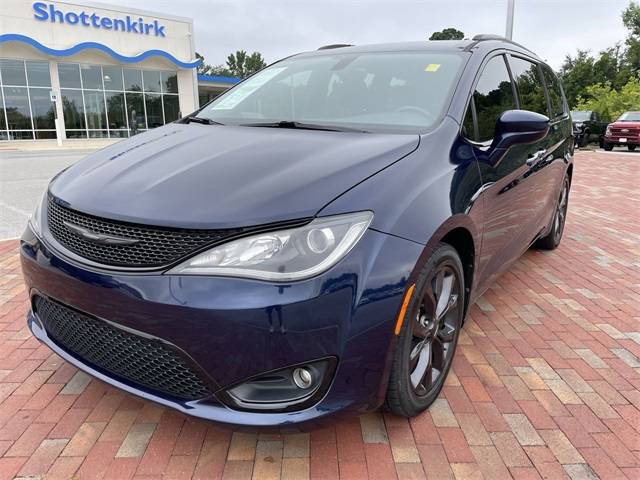 2018 Chrysler Pacifica Touring Plus — Minivan — 93,667 mi — Huntsville, AL