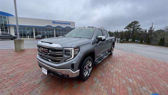 2024 GMC Sierra 1500 SLT — Pickup Truck — 8,009 mi — Huntsville, AL