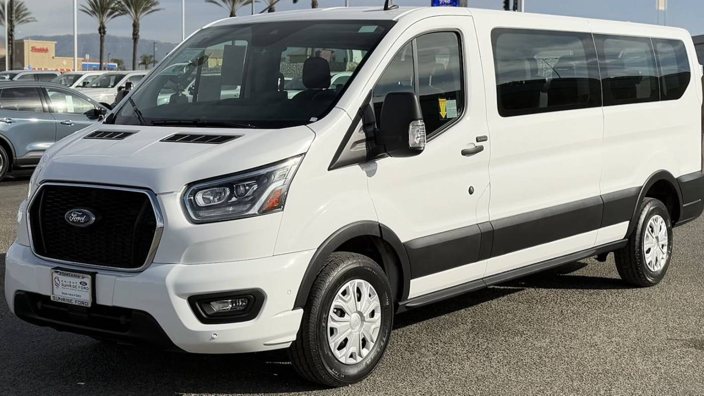 2023 Ford Transit Passenger Wagon T-350 XLT — Passenger Van — 34,137 mi — Fontana, CA