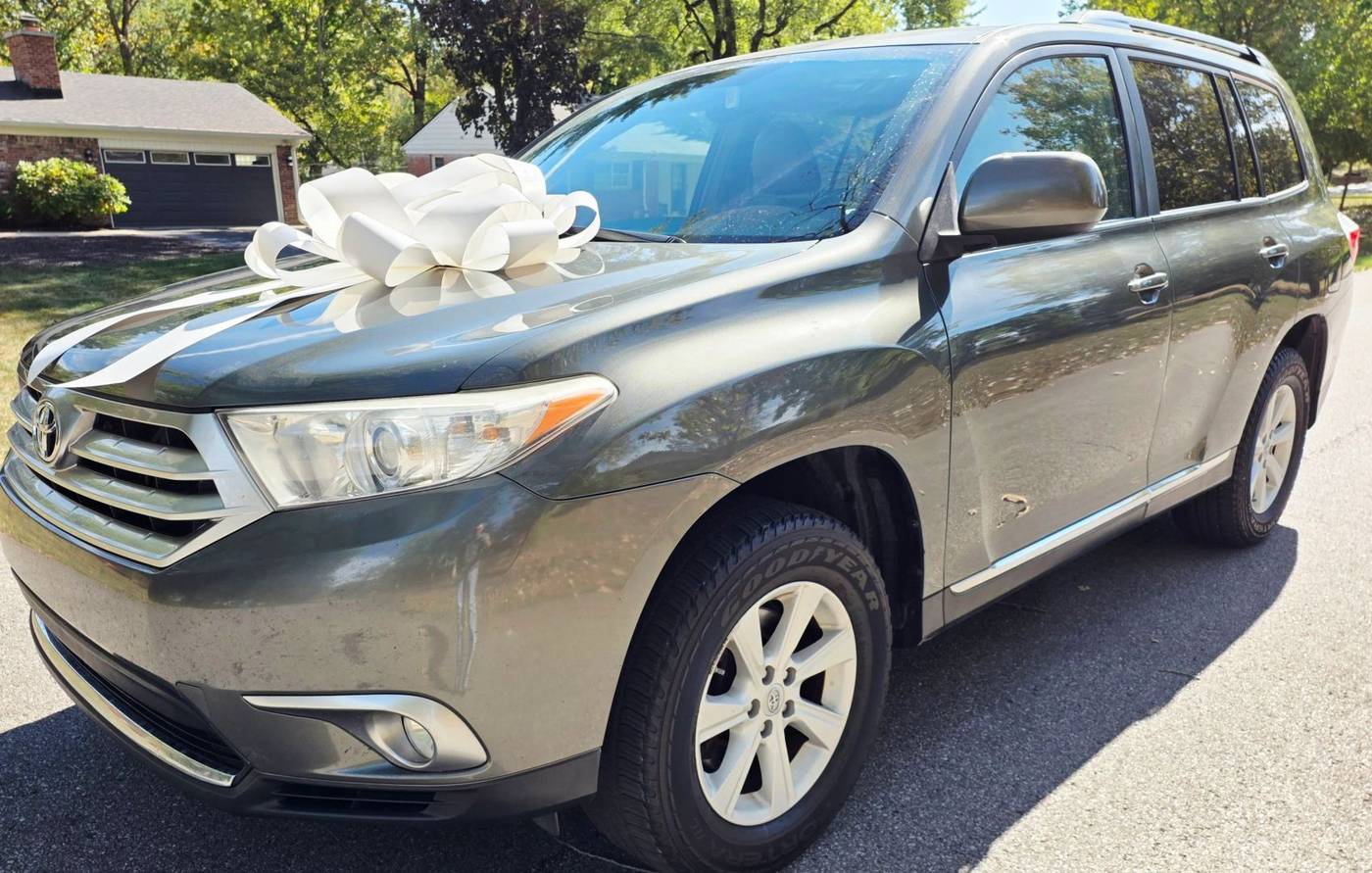 2012 Toyota Highlander SE V6 — SUV — 267,014 mi — Indianapolis, IN