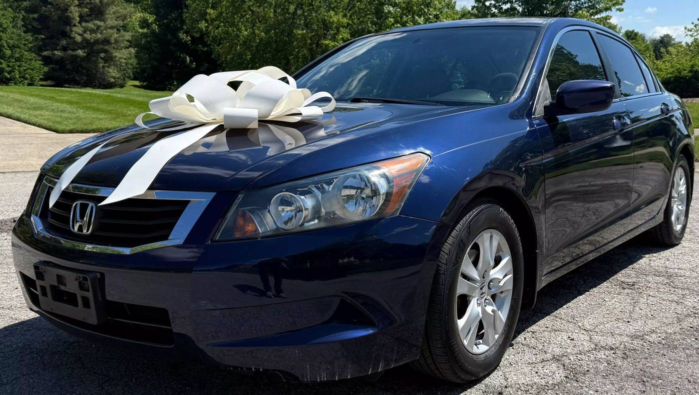 2010 Honda Accord LX-P — Sedan — 168,686 mi — Indianapolis, IN