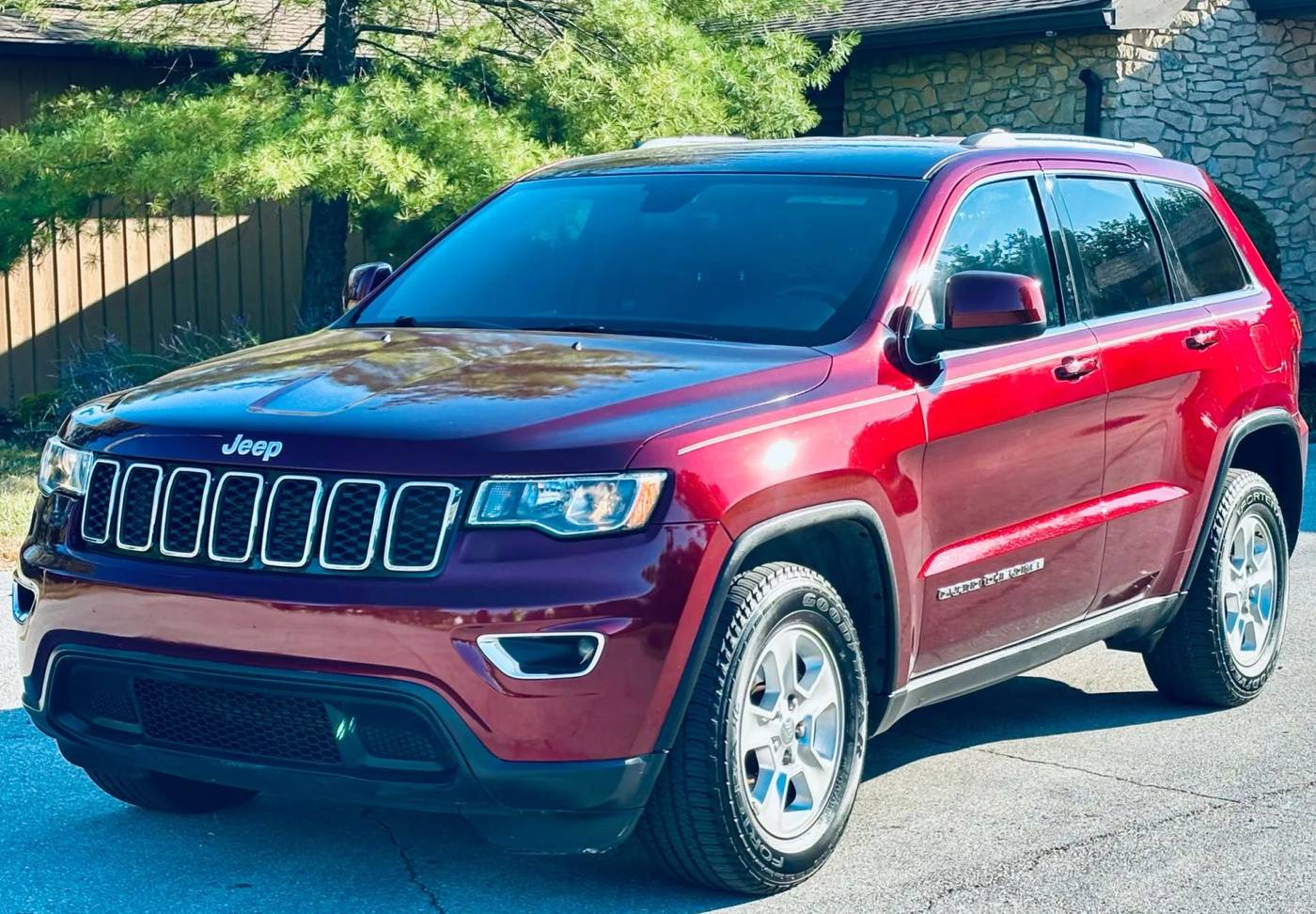2017 Jeep Grand Cherokee Laredo — SUV — 109,573 mi — Indianapolis, IN